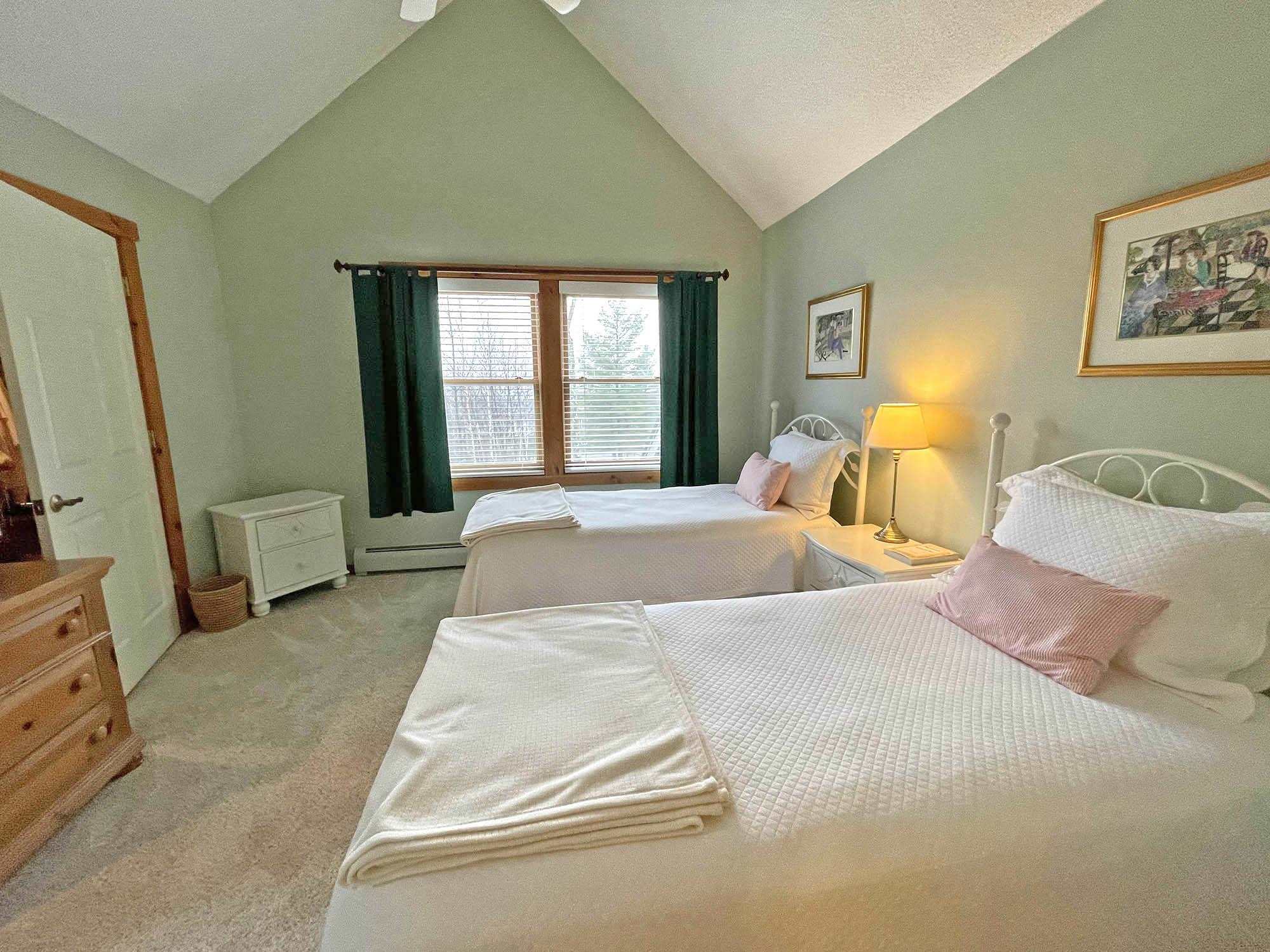 88 Greenspring Road, Unit A West Dover, VT 05356 - Photo 14 of 36 Gallery Image 14