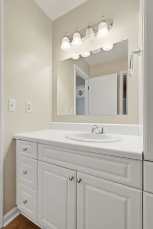 $2,495 | 515 Chesterfield Avenue, Unit F, Nashville, TN 37212