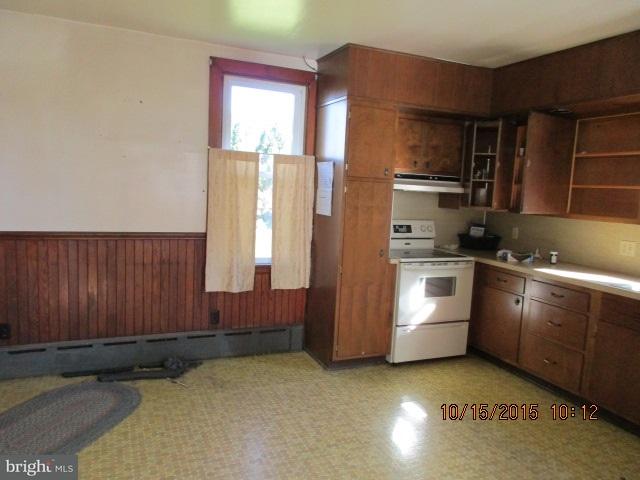 2004 Cornwall Road Lebanon, PA 17042 - Photo 6 of 21 Gallery Image 6