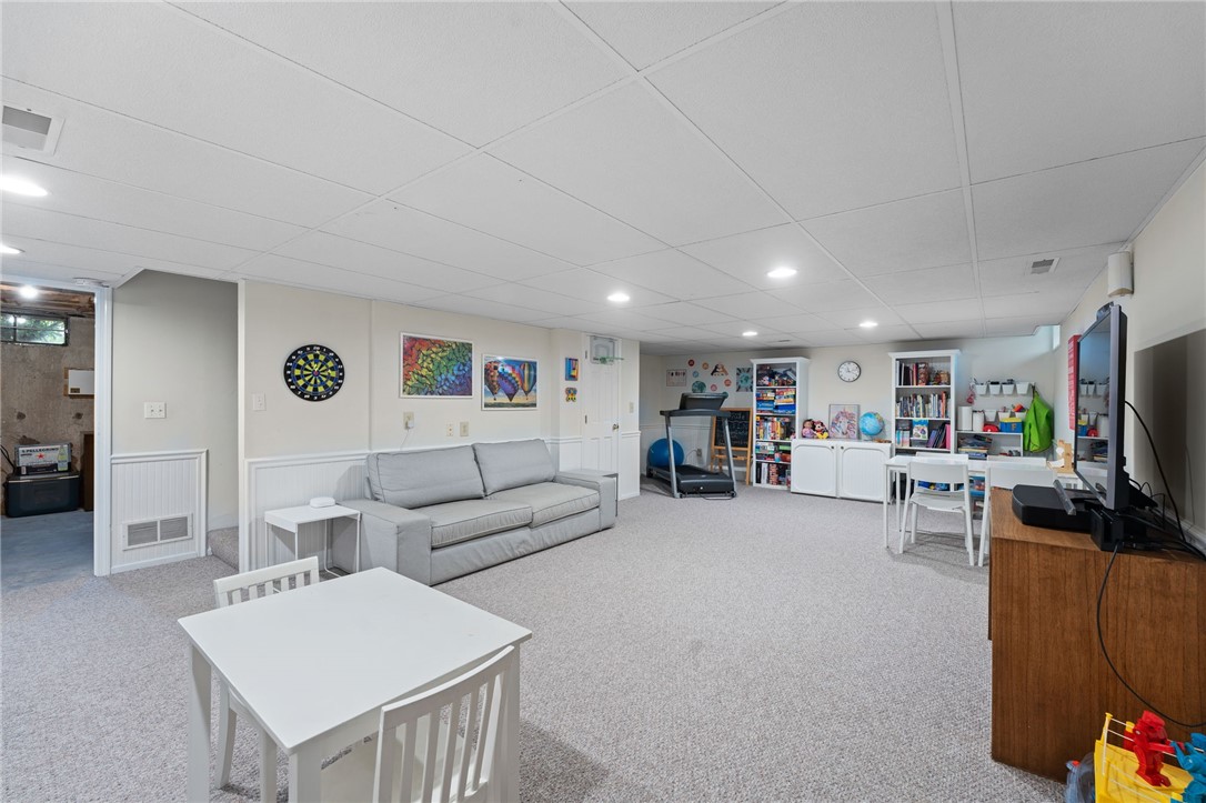 305 Castle Rocks Road Warwick, RI 02886 - Photo 35 of 47 Gallery Image 35