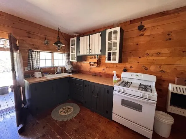 $180,000 | 59 Drury Road, Solon, ME 04979