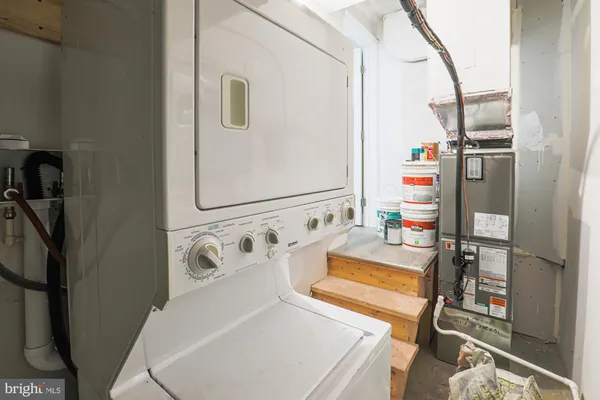 $1,250 | 2841 Round Road, Baltimore, MD 21225