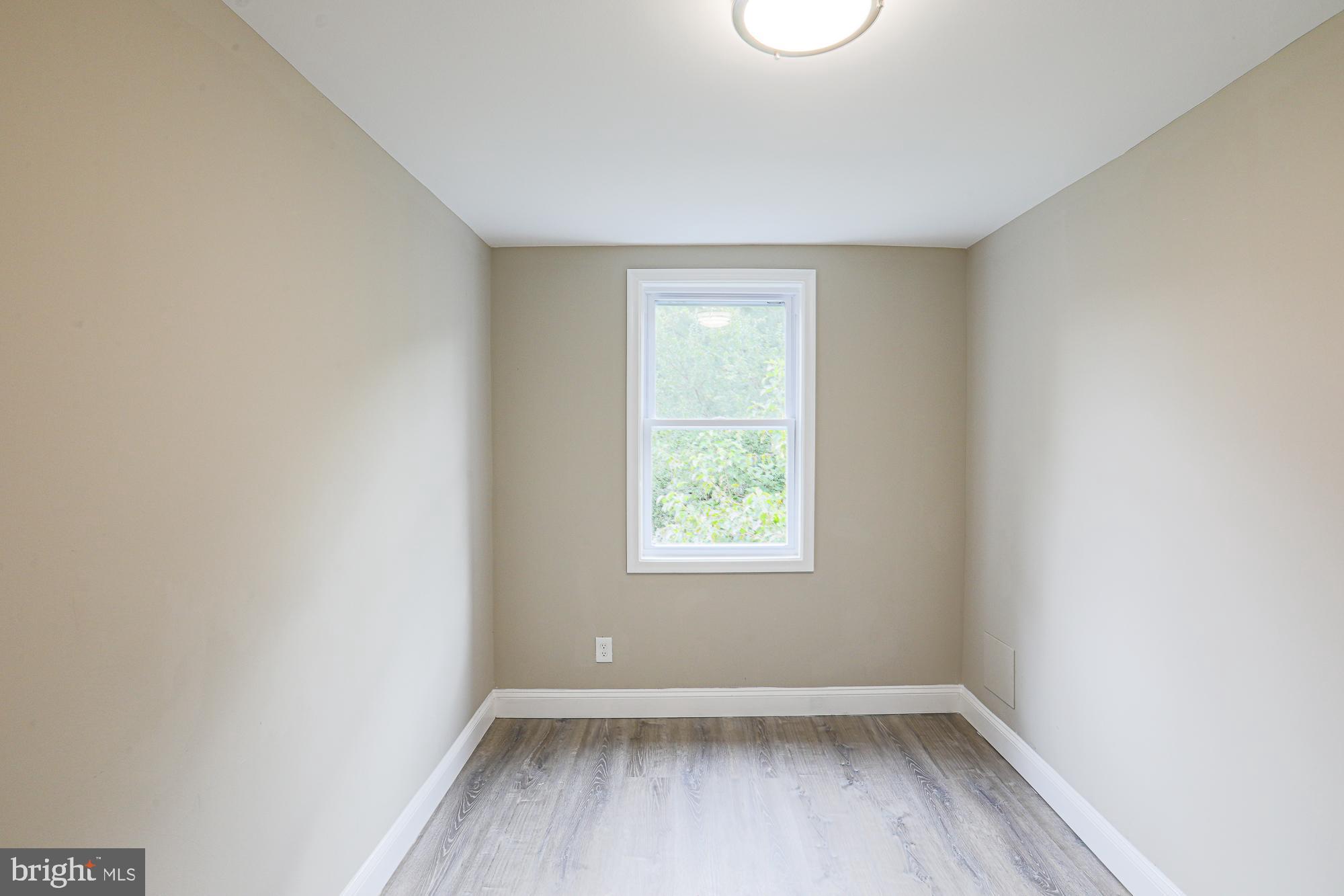 2841 Round Road Baltimore, MD 21225 - Photo 24 of 31 Second bedroom