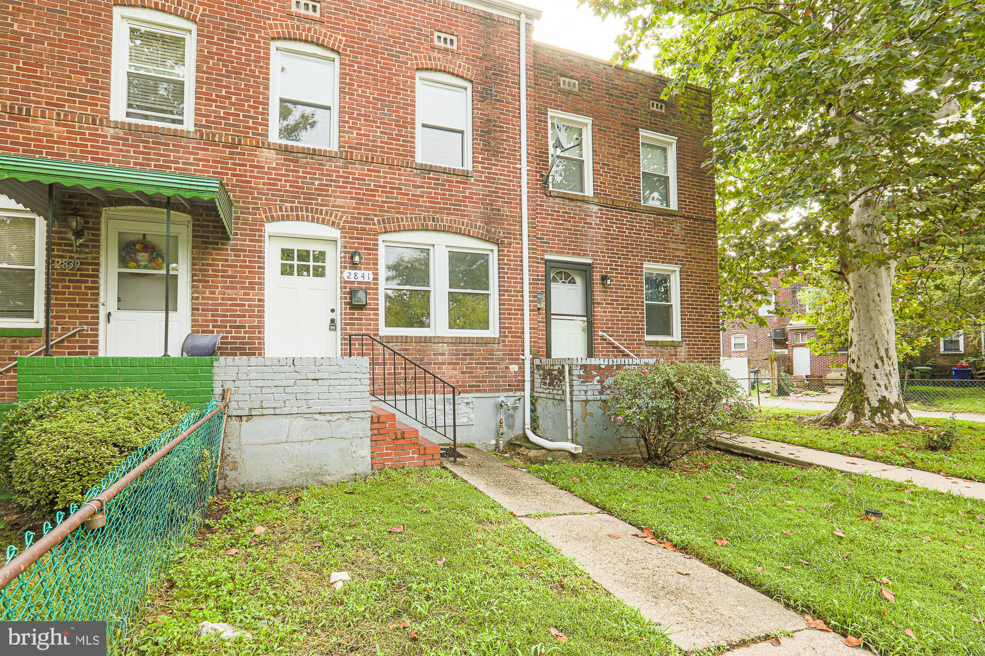 2841 Round Road Baltimore, MD 21225 - Photo 6 of 31