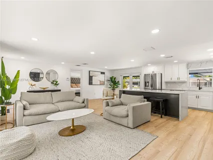 $1,150,000 | 1701 Southwest 3rd Avenue, Pompano Beach, FL 33060