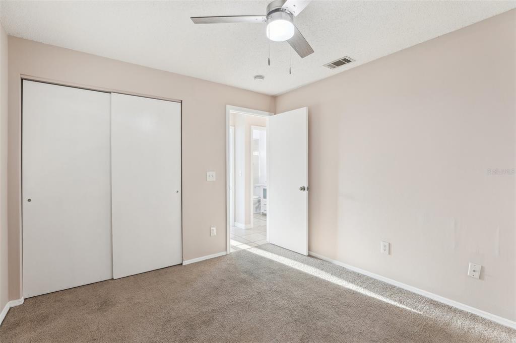 118 Pinewood Circle Kissimmee, FL 34743 - Photo 17 of 54