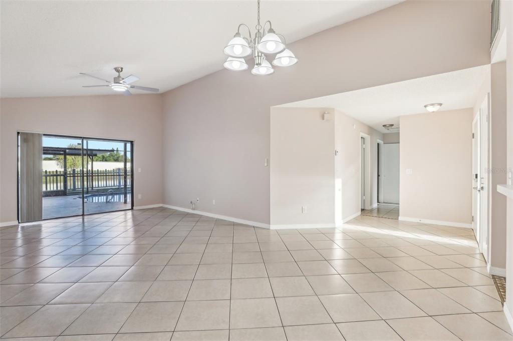 118 Pinewood Circle Kissimmee, FL 34743 - Photo 8 of 54