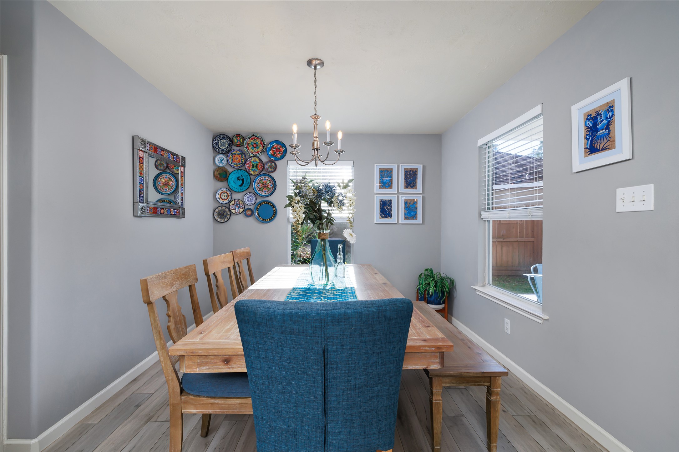 143 South Vesper Bend Circle Spring, TX 77382 - Photo 11 of 31 a dining room with furniture and window