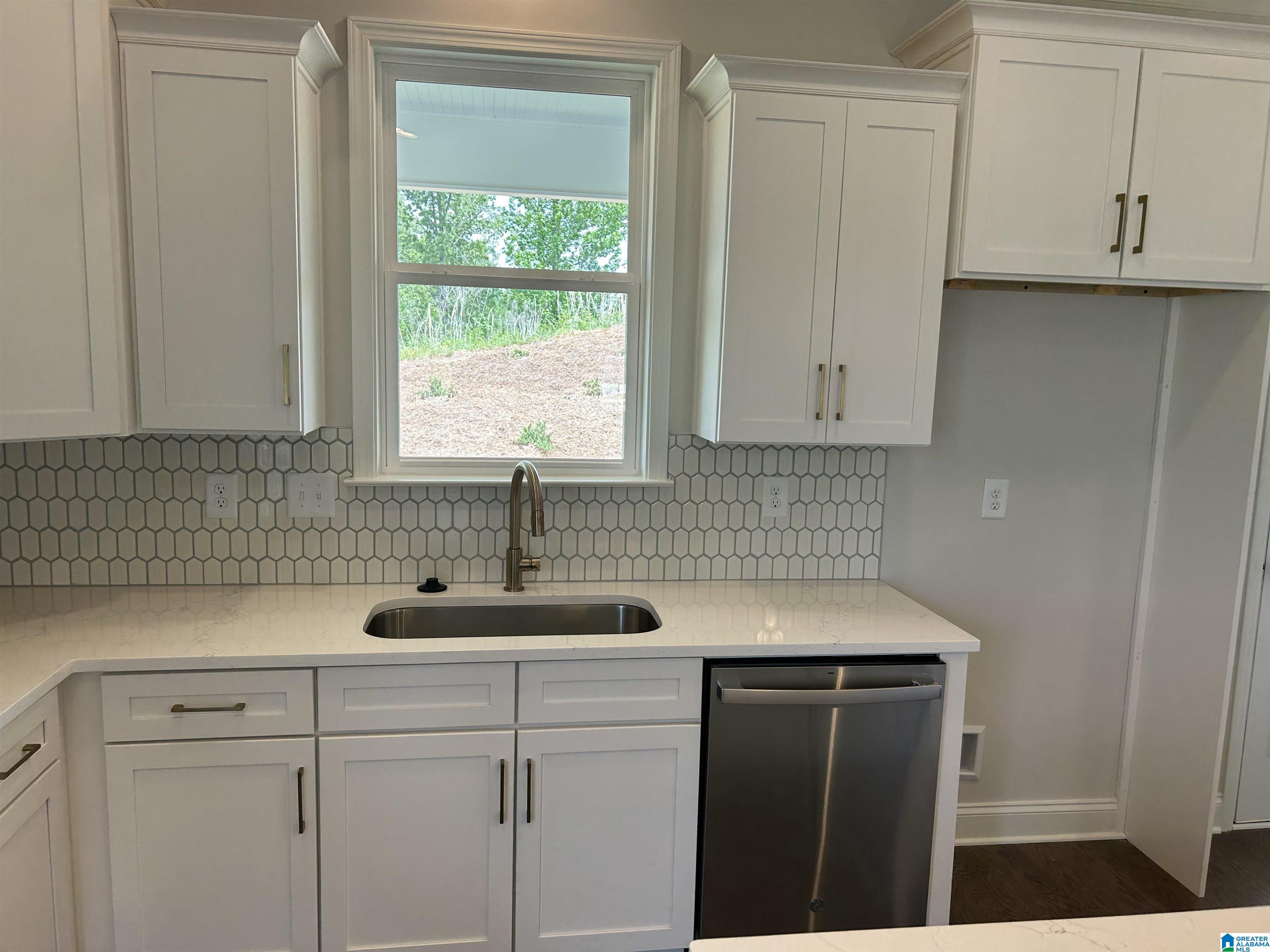 317 Cornwall Drive Alabaster, AL 35114 - Photo 21 of 88