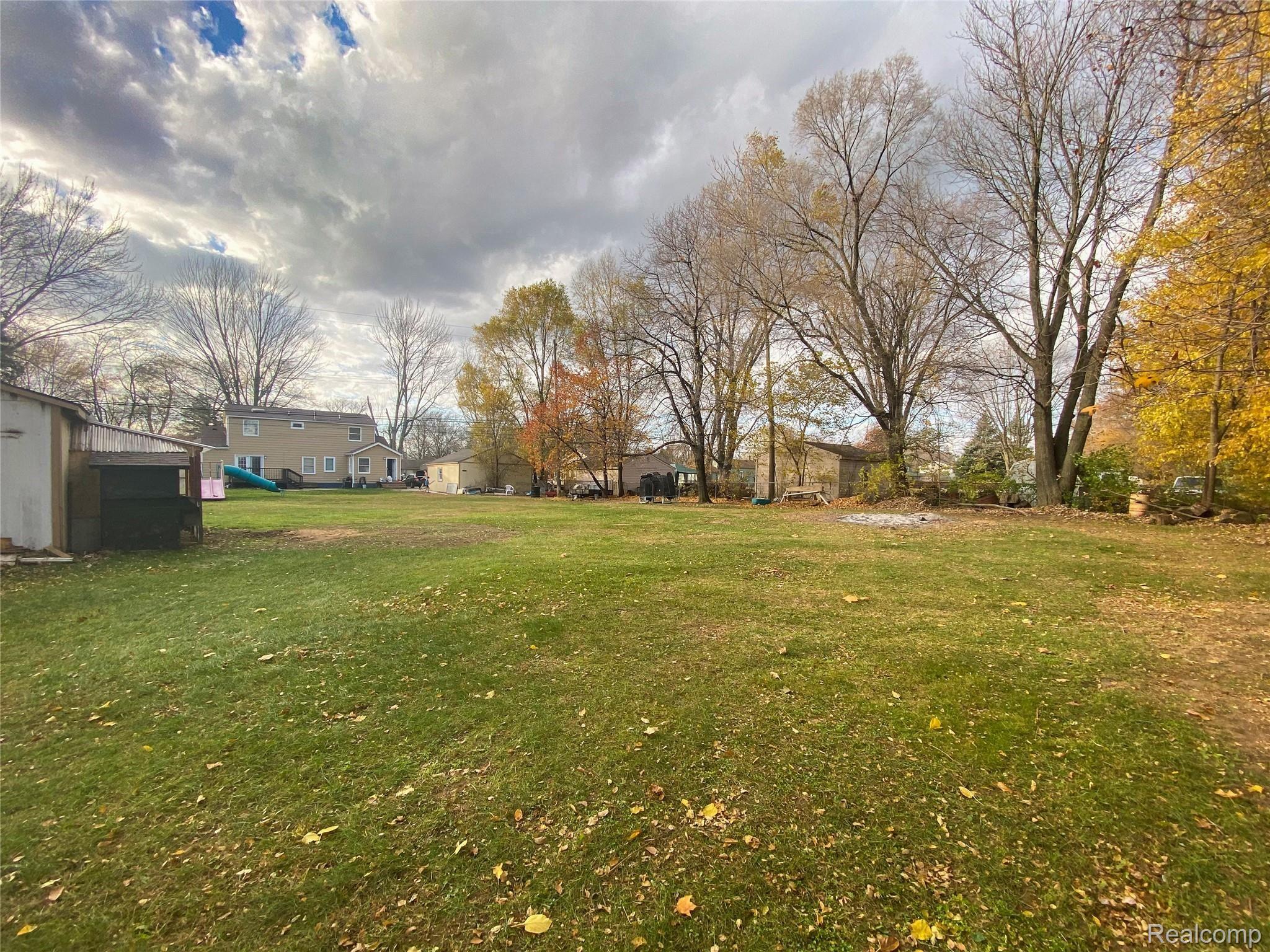 9655 Holland Road Taylor, MI 48180 - Photo 23 of 25 IMG_0158.jpg