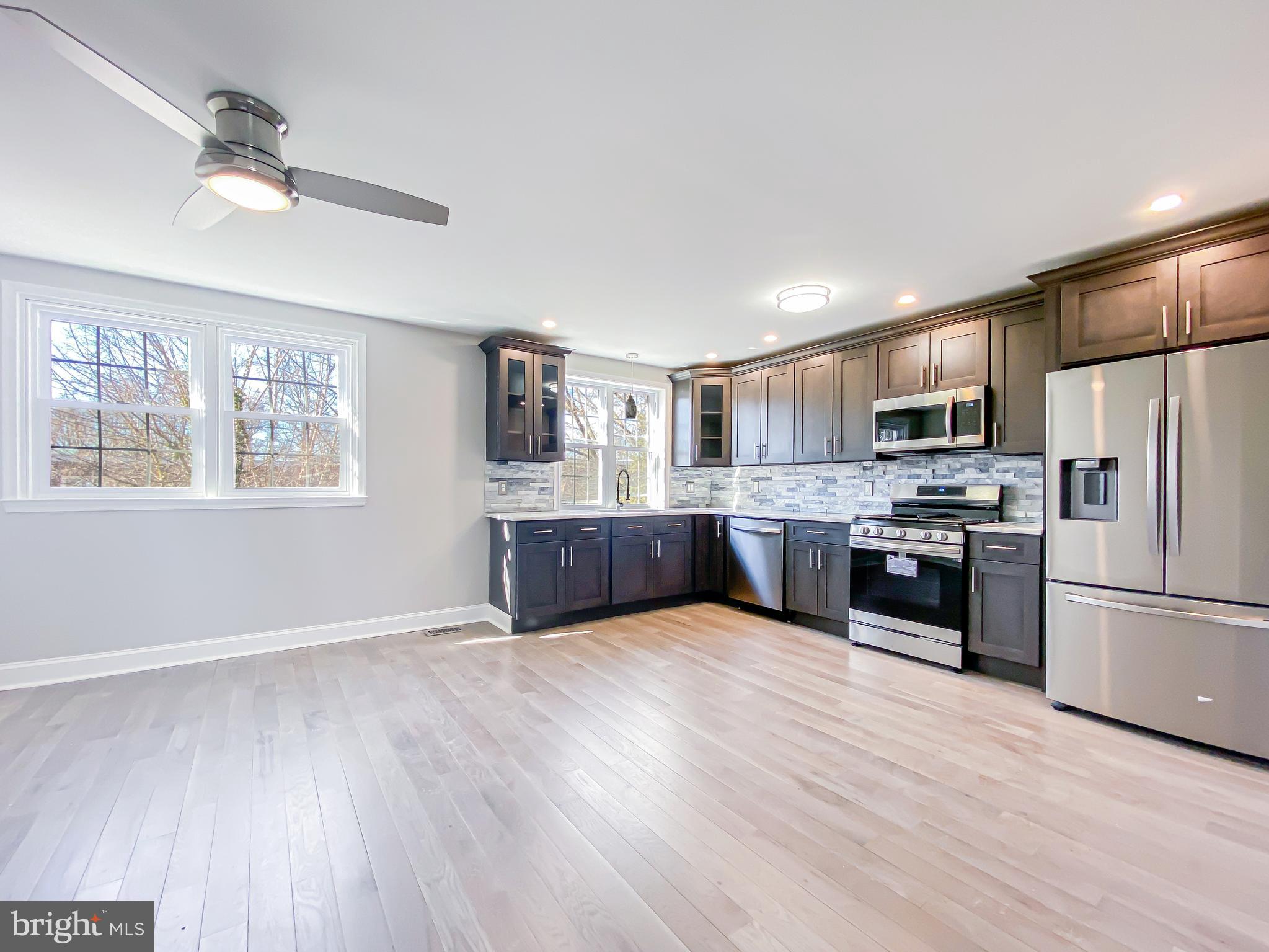 3614 Newberry Road Philadelphia, PA 19154 - Photo 3 of 11 Gallery Image 3
