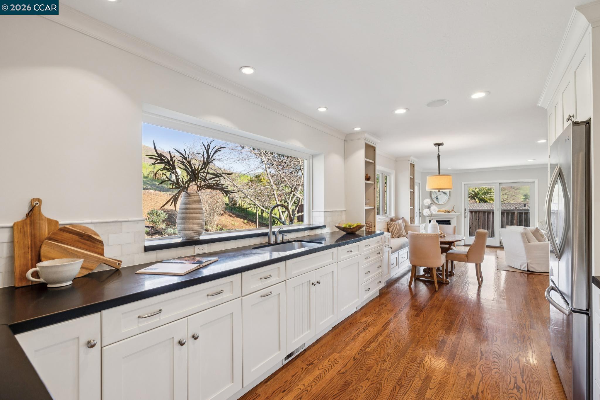 1211 Larch Avenue Moraga, CA 94556 - Photo 11 of 60