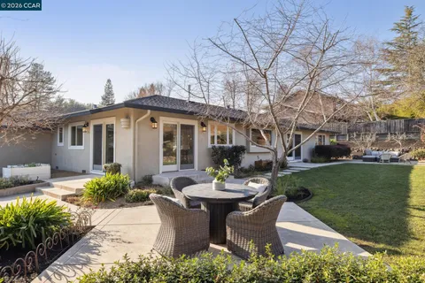 $1,925,000 | 1211 Larch Avenue, Moraga, CA 94556