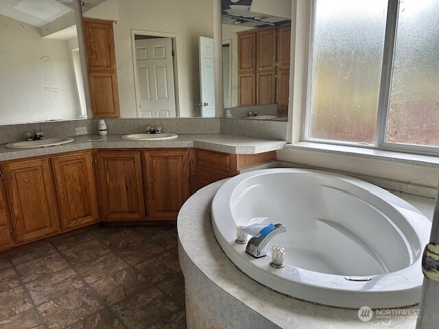 210 Pilgrim Road Castle Rock, WA 98611 - Photo 13 of 22 Gallery Image 13