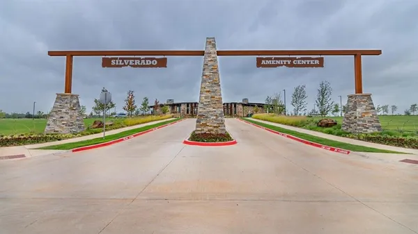 $2,550 | 3208 Brady Starr Drive, Aubrey, TX 76227