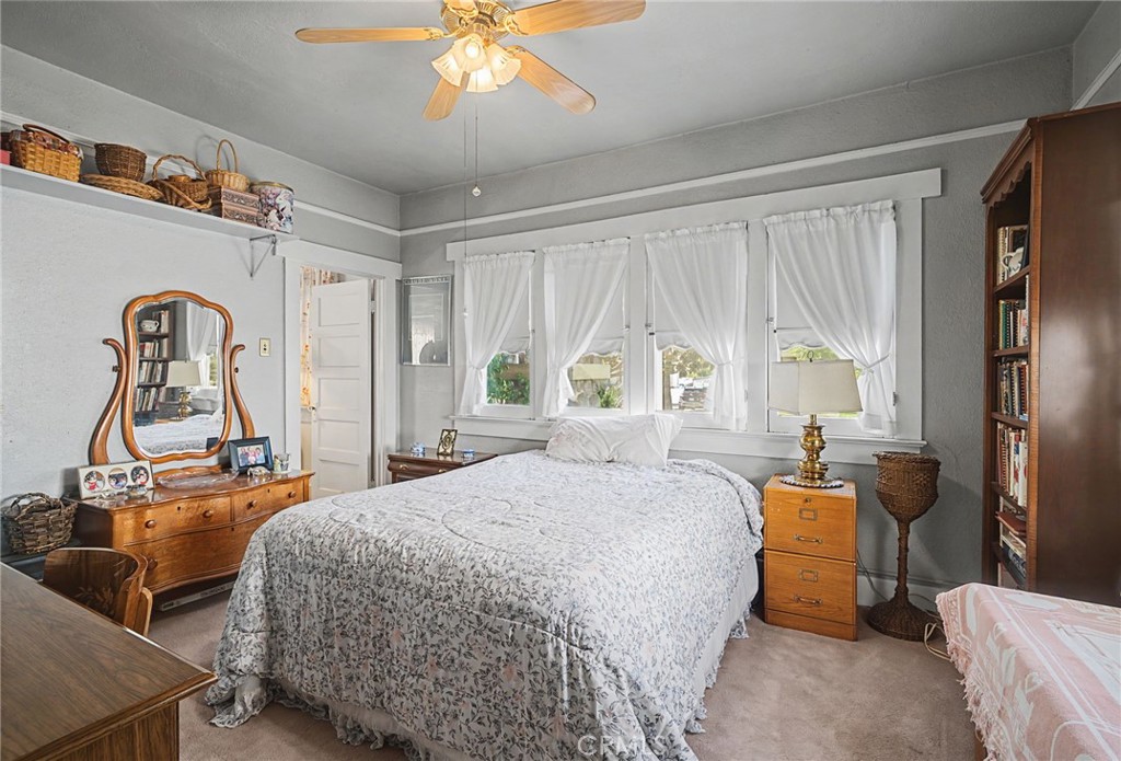 509 South 4th Street Redlands, CA 92373 - Photo 10 of 33 Main bedroom