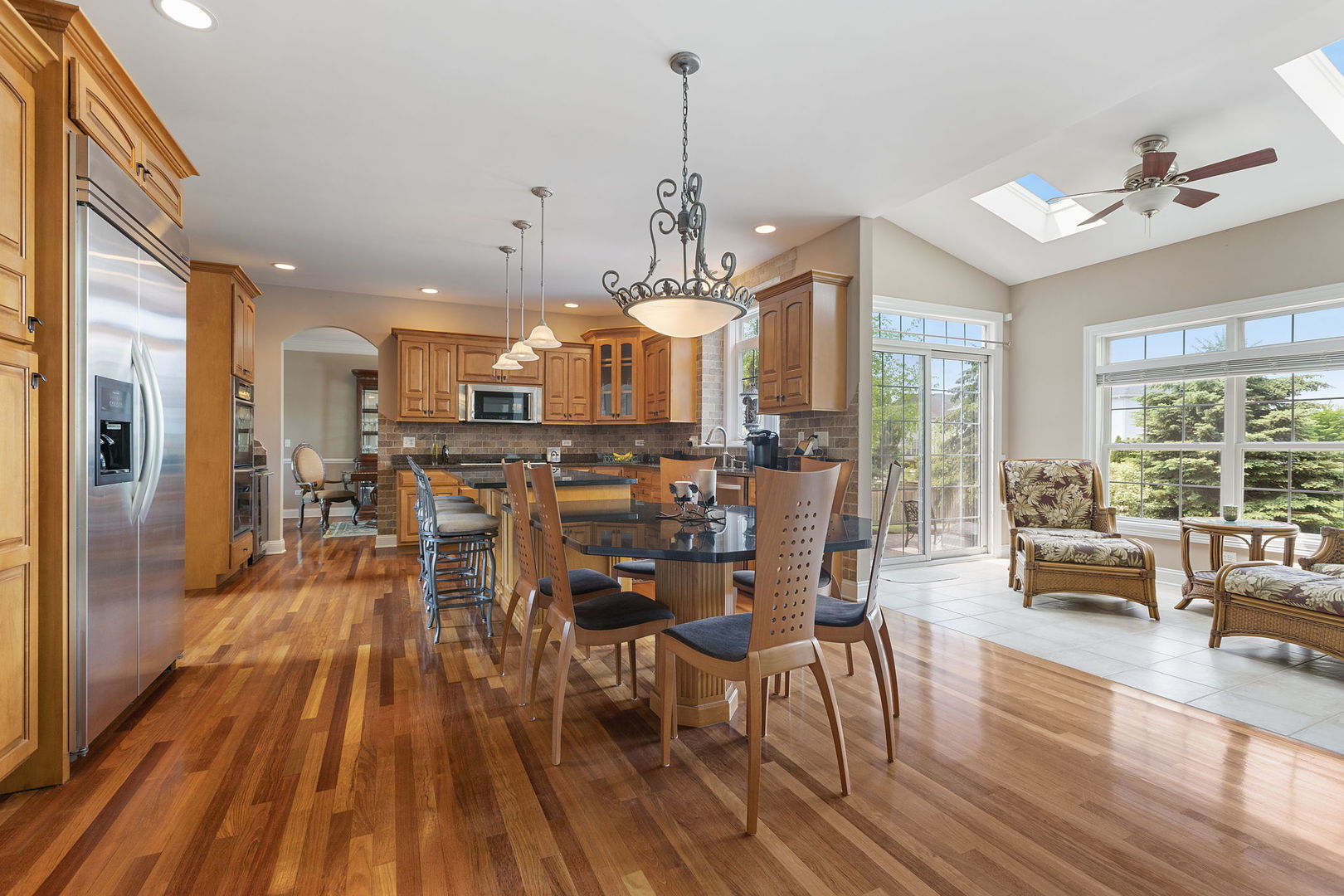 26416 Silverleaf Drive Plainfield, IL 60585 - Photo 10 of 39