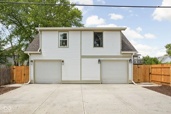 $1,400 | 651 B Birch Avenue, Indianapolis, IN 46221