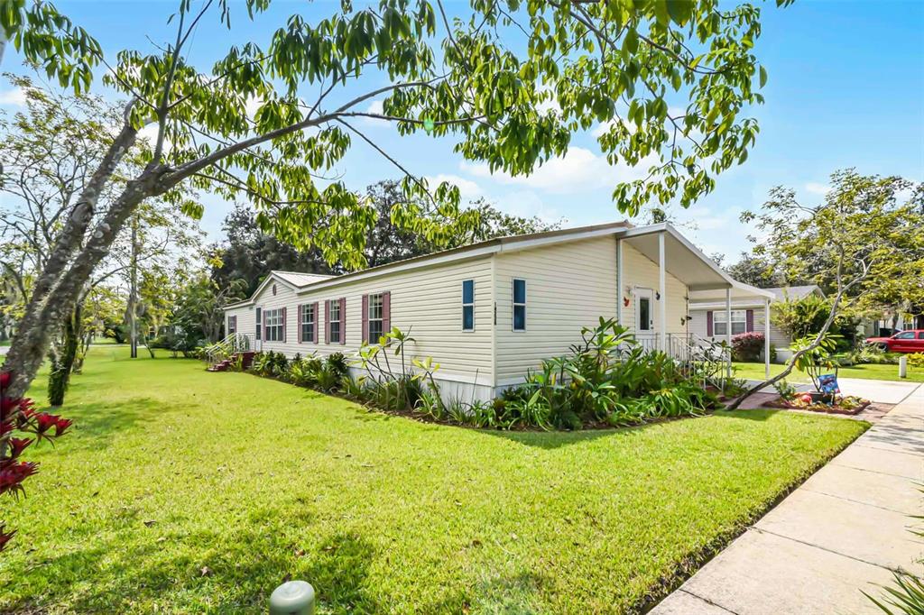 14228 Mistletoe Way Astatula, FL 34705 - Photo 30 of 41