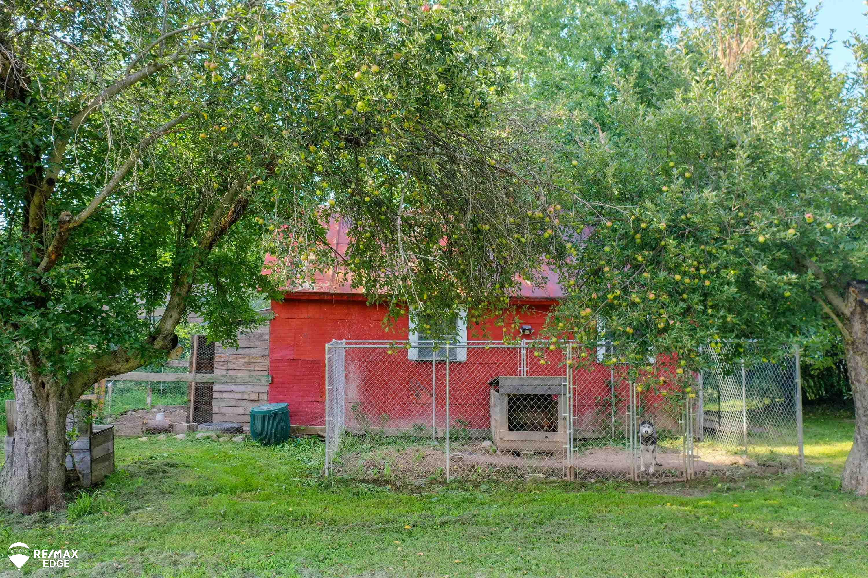 12163 Washburn Road Columbiaville, MI 48421 - Photo 28 of 32 50118125-27.JPG