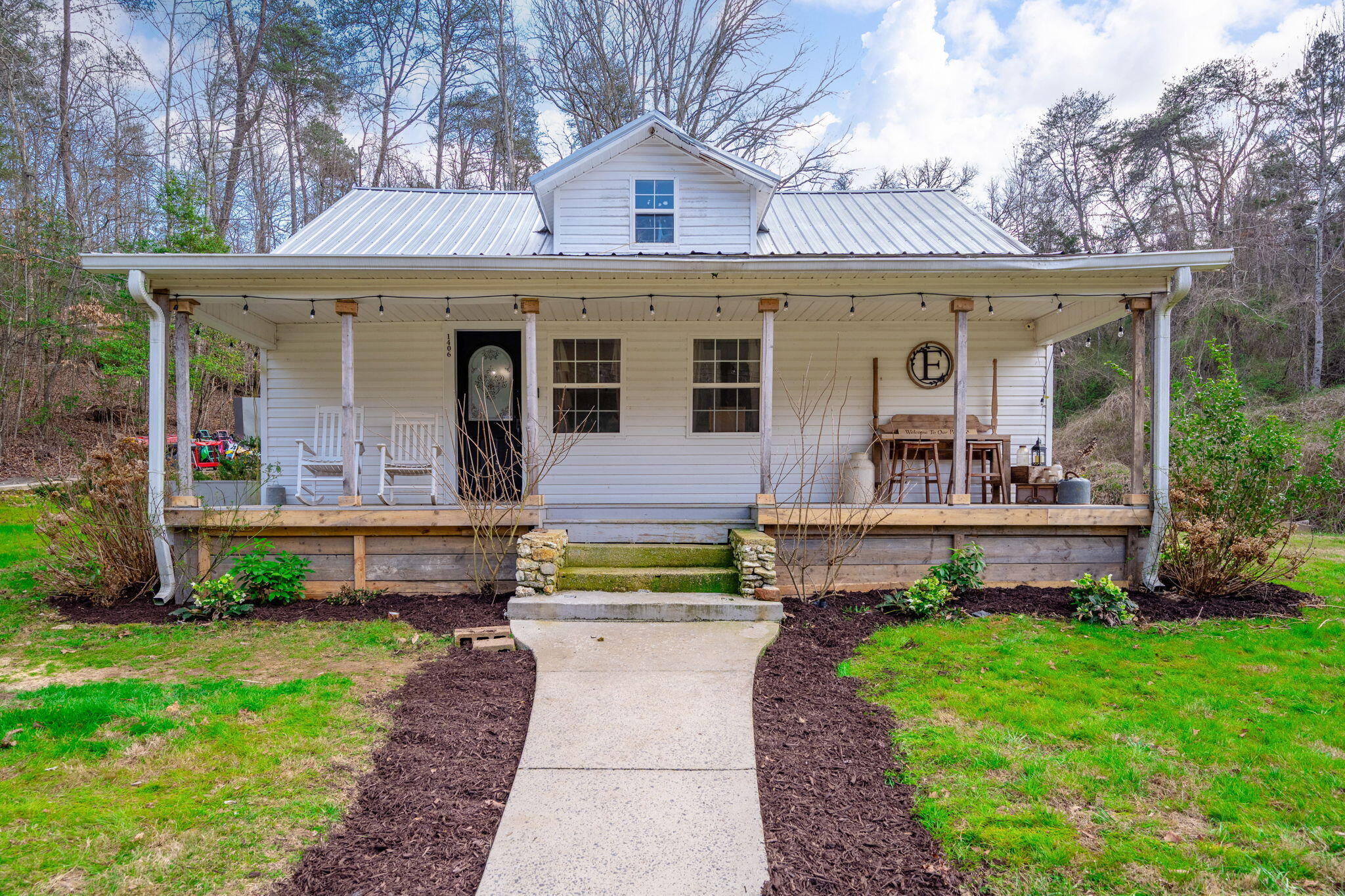 1406 Daugherty Ferry Road Sale Creek, TN 37373 - Photo 2 of 28 2-web-or-mls-DSC_2056
