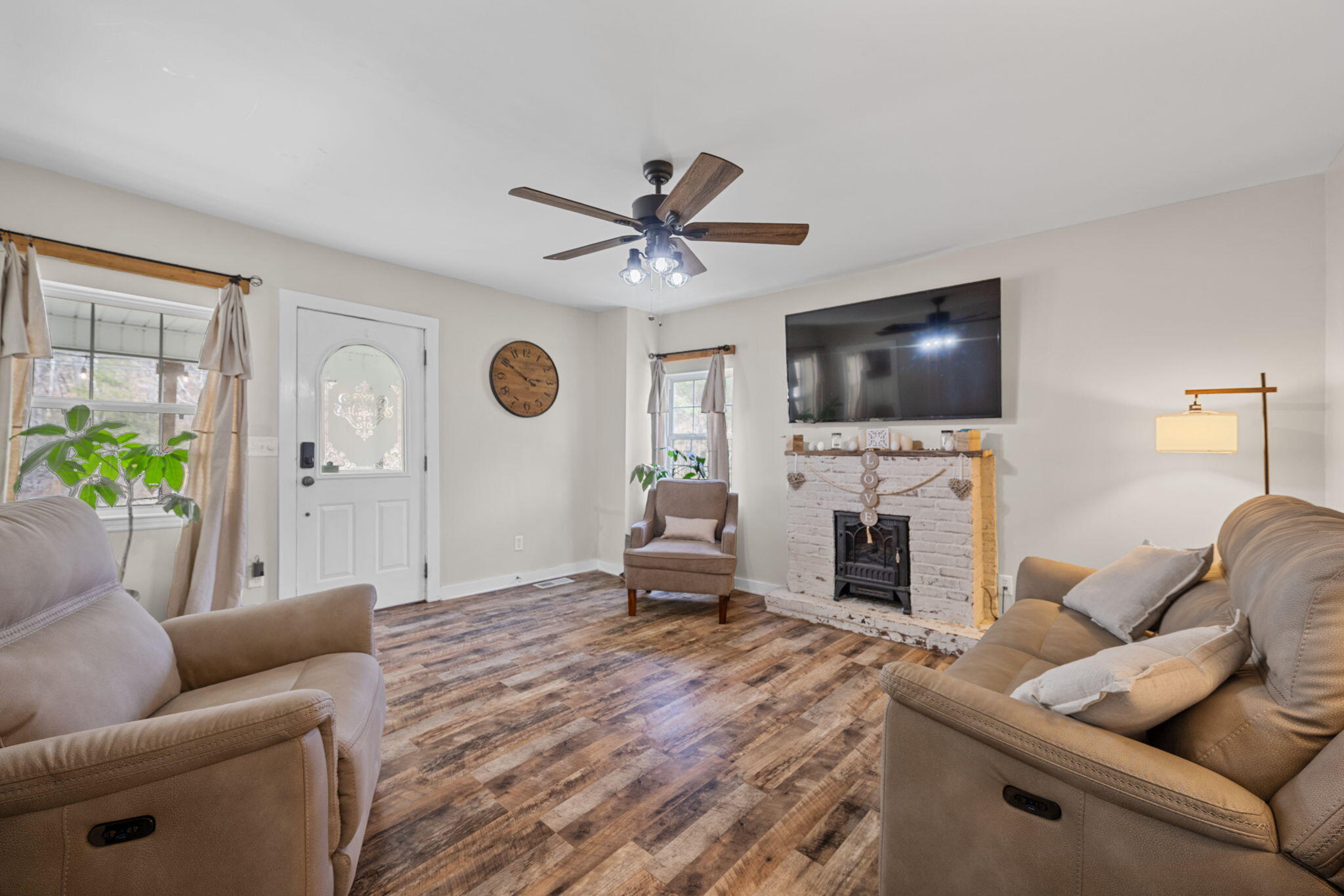 1406 Daugherty Ferry Road Sale Creek, TN 37373 - Photo 6 of 28 13-web-or-mls-DSC_2012