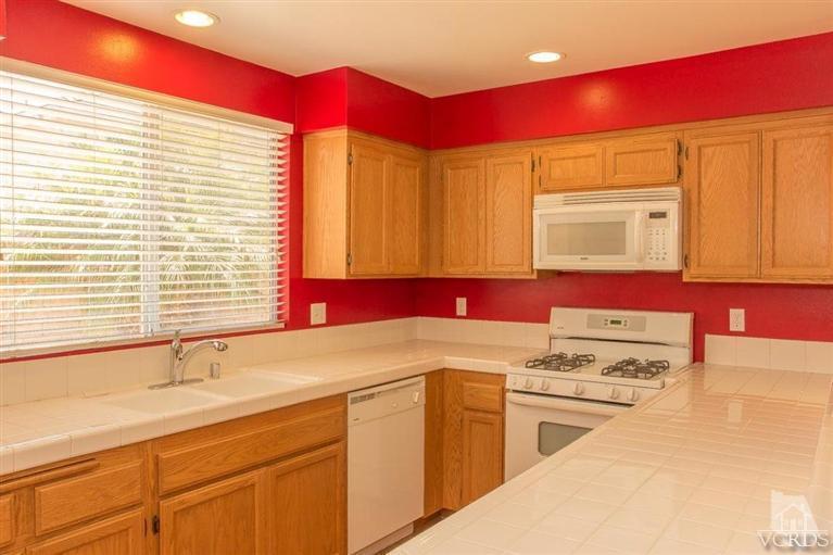 12462 Reyes Street Moorpark, CA 93021 - Photo 6 of 22 Additional Photo