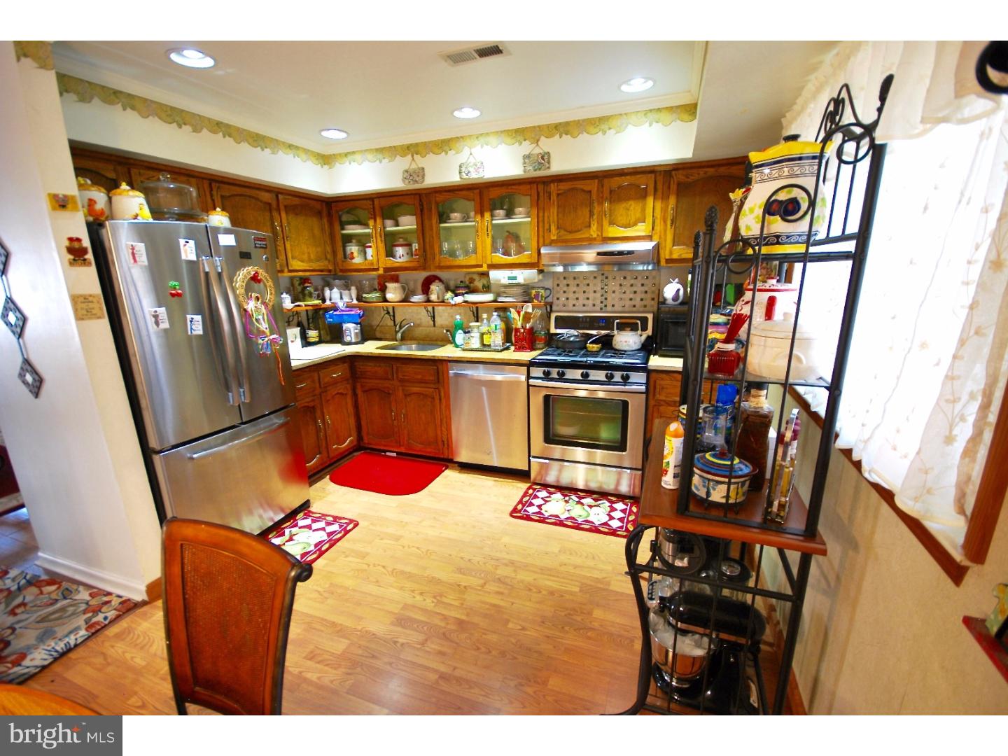 27 Chelsea Circle Clementon, NJ 08021 - Photo 3 of 24 Gallery Image 3