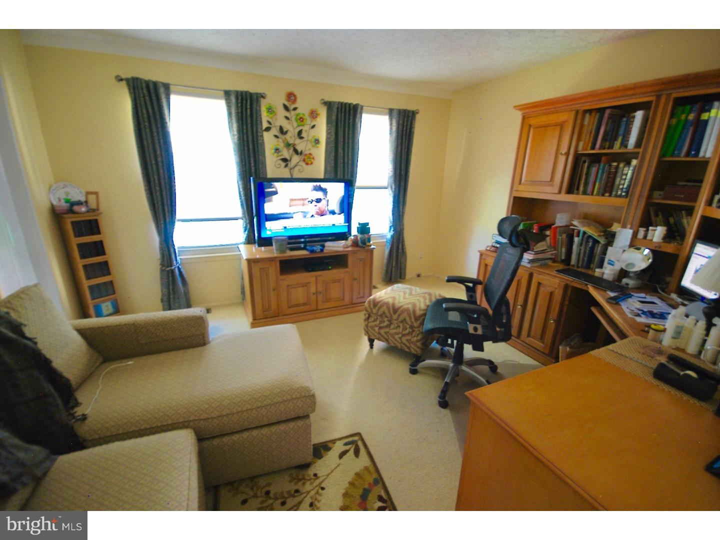 27 Chelsea Circle Clementon, NJ 08021 - Photo 6 of 24 Gallery Image 6