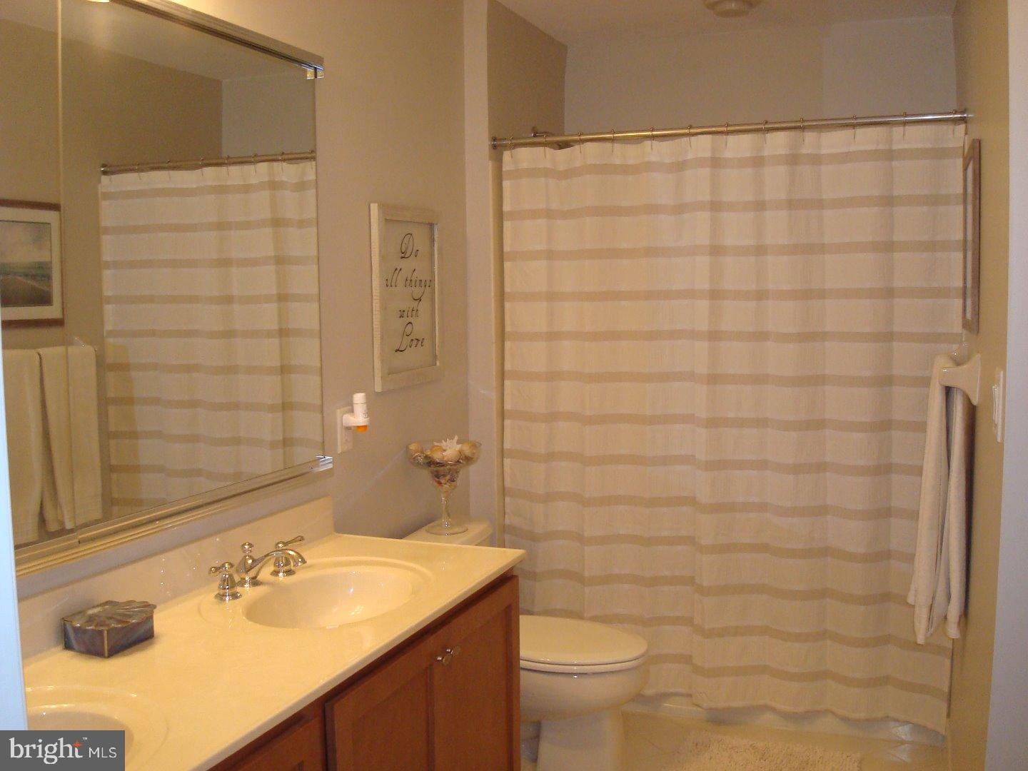 215 Sydney Road Holland, PA 18966 - Photo 17 of 25 Gallery Image 17