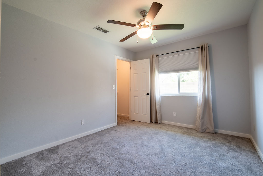3690 North Kenneth Road Kingman, AZ 86409 - Photo 15 of 44 Bedroom #2