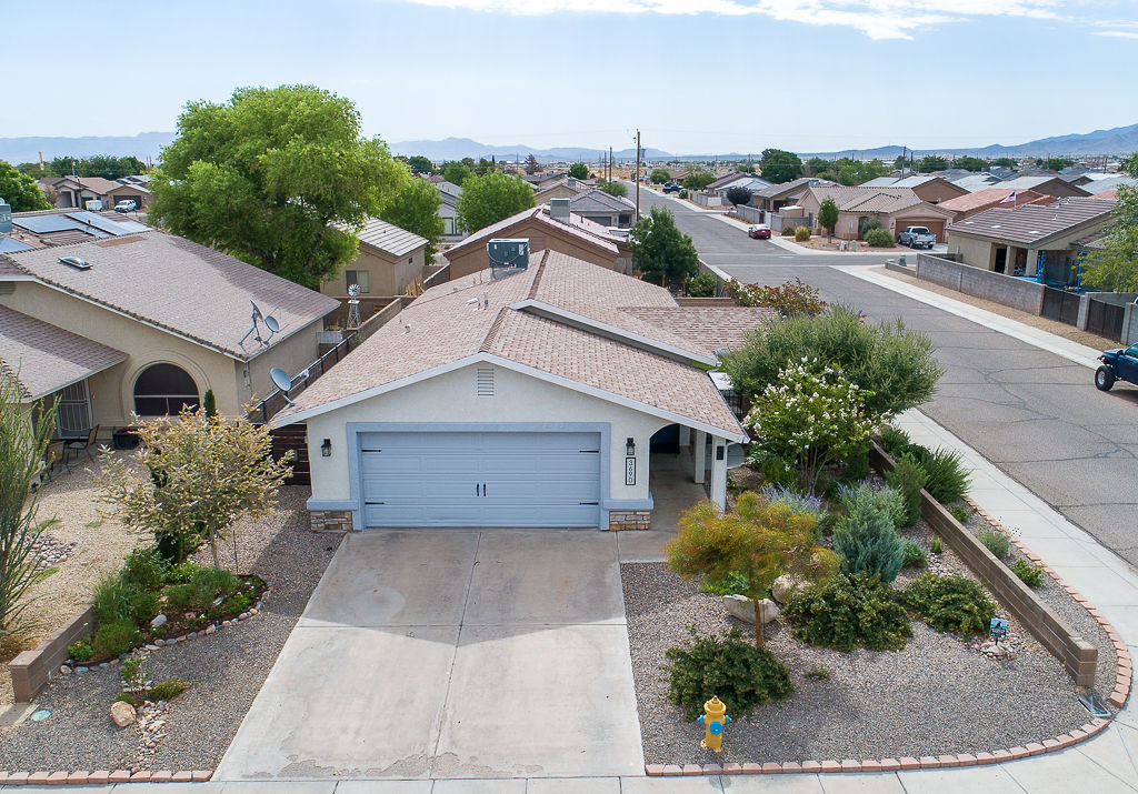 3690 North Kenneth Road Kingman, AZ 86409 - Photo 41 of 44 Home is On A Corner Lot