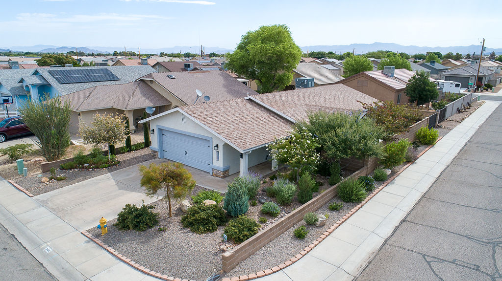 3690 North Kenneth Road Kingman, AZ 86409 - Photo 42 of 44 Home is On A Corner Lot