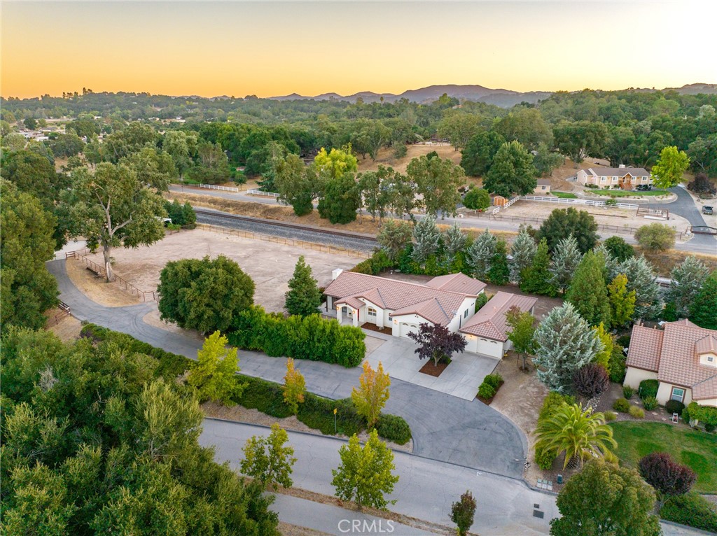 1750 North Ferrocarril Road Atascadero, CA 93422 - Photo 1 of 1 Gallery Image 1