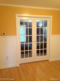 5600 North Fleming Road Fowlerville, MI 48836 - Photo 8 of 34 doors between LR & DR.jpg