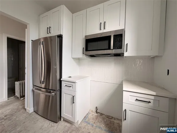 $1,850 | 207 Valley Road, Unit 3, Clifton, NJ 07013