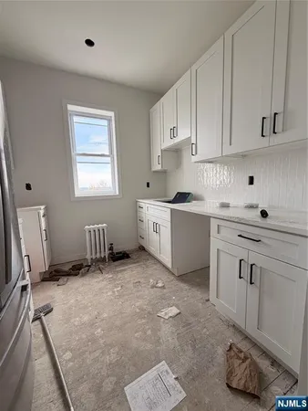 $1,850 | 207 Valley Road, Unit 3, Clifton, NJ 07013