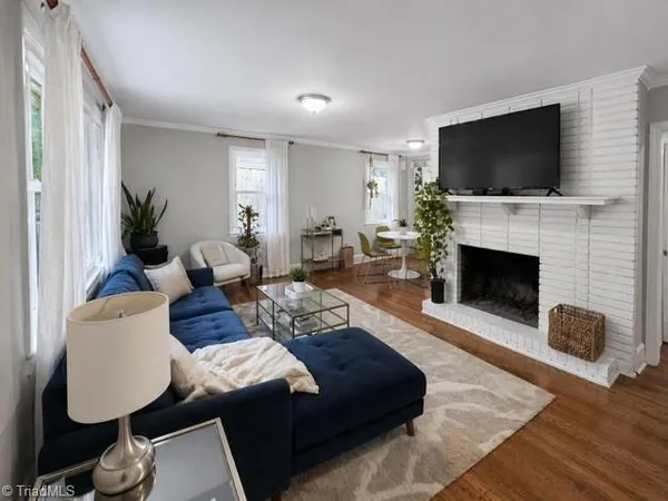 $2,200 | 2421 Springwood Drive, Greensboro, NC 27403