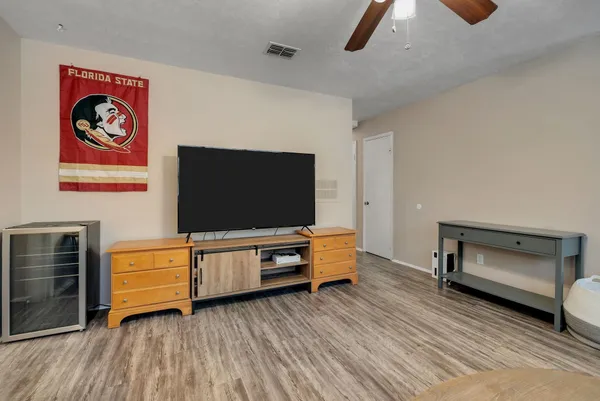 $219,900 | 322 Meadowbrook Lane, Tallahassee, FL 32304