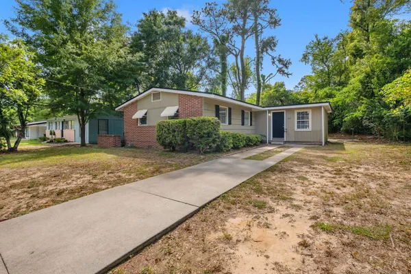 $219,900 | 322 Meadowbrook Lane, Tallahassee, FL 32304