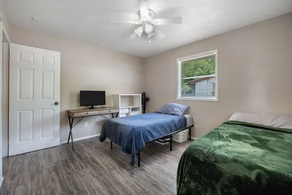 $219,900 | 322 Meadowbrook Lane, Tallahassee, FL 32304