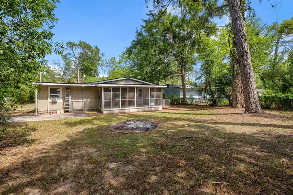 $219,900 | 322 Meadowbrook Lane, Tallahassee, FL 32304