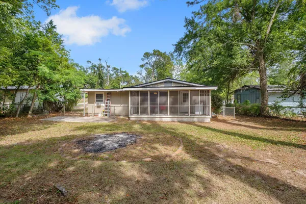 $219,900 | 322 Meadowbrook Lane, Tallahassee, FL 32304