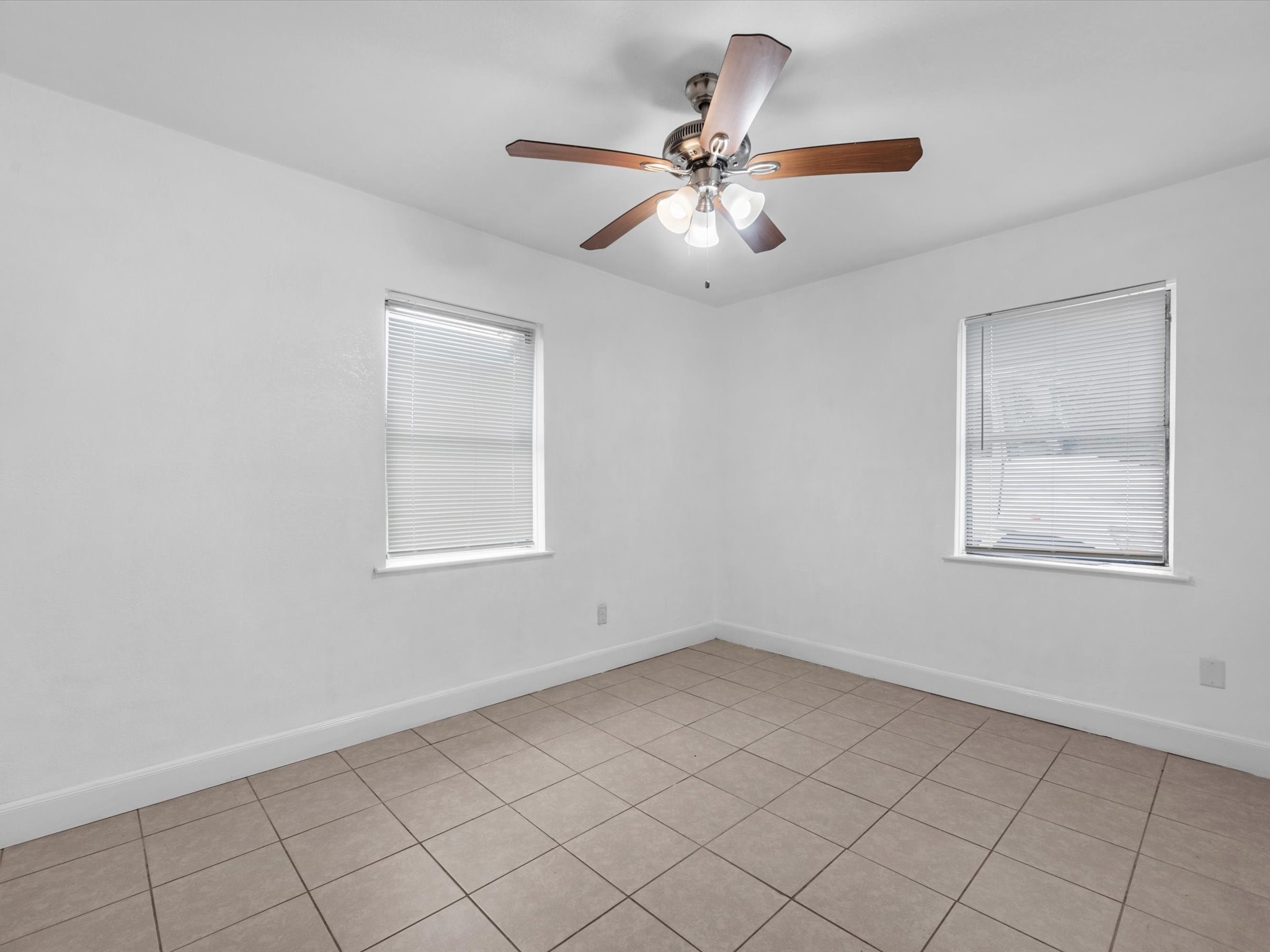 838 Rosewick Street Houston, TX 77015 - Photo 8 of 12