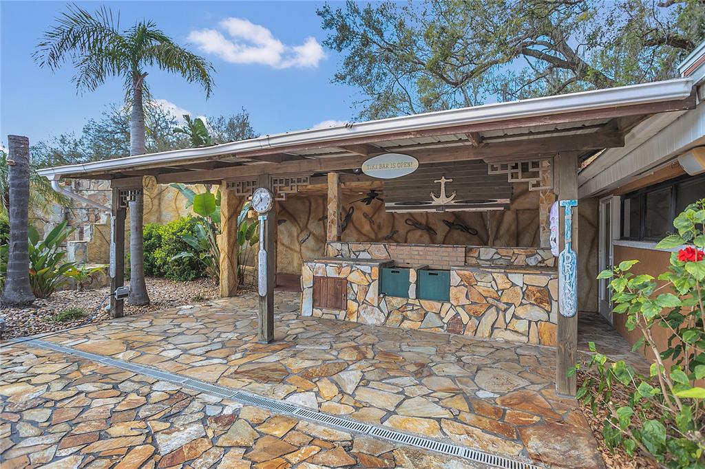 4807 Booth Road Plant City, FL 33565 - Photo 56 of 90 Built-in grilling area