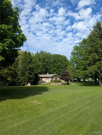 $430,000 | 20 Denzel Drive, Greenville, IL 62246