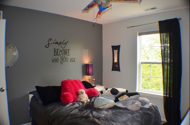 766 Oak Hollow Road Crystal Lake, IL 60014 - Photo 12 of 20