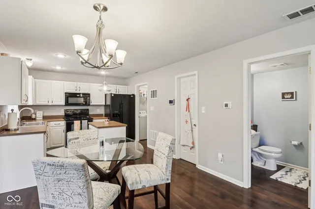 $372,900 | 2879 Bluewood Way, Plainfield, IN 46168