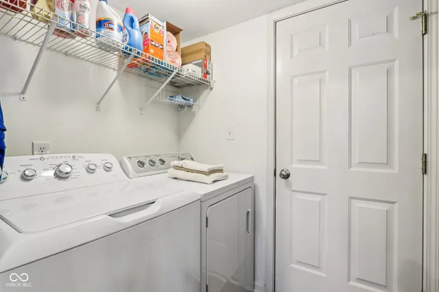 $372,900 | 2879 Bluewood Way, Plainfield, IN 46168