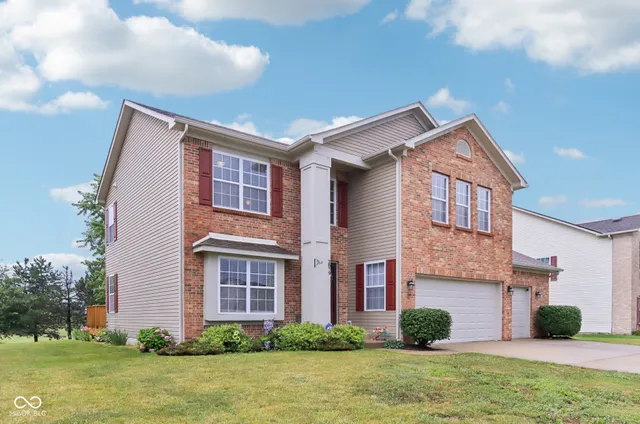 $369,900 | 2879 Bluewood Way, Plainfield, IN 46168
